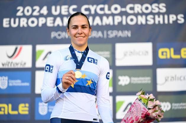 2024 UEC Cyclo-Cross EC - Women U23 PONTEVEDRA, SPAIN - NOVEMBER 03 : Gery Celia (FRA) winning the gold medal pictured during the podium ceremony of the 2024 UEC Cyclo-Cross European Championships for Women U23 on November 03, 2024 in Pontevedra, Spain, 03 11 2024 Pontevedra Spain  Copyright: xNicoxVereeckenx