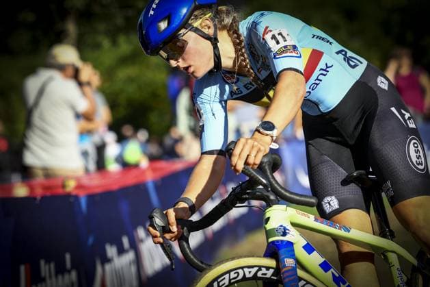 Belgian Fleur Moors pictured in action during the U23 Women race at the European Championships cyclocross cycling in Pontevedra, Spain, Sunday 03 November 2024. DAVIDxPINTENS  x104425791x