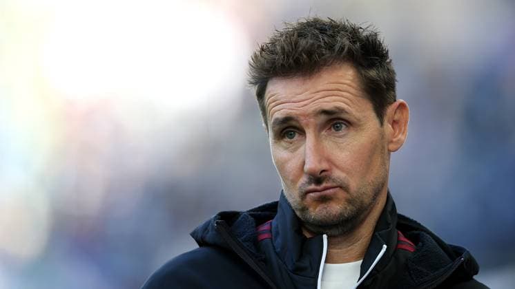 03.11.2024, Fussball 2. Bundesliga 2024 2025, 11. Spieltag, Hamburger SV - 1. FC Nürnberg , im Volksparkstadion Hamburg. Trainer Miroslav Klose (Nürnberg)