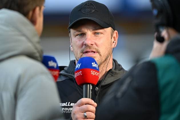 Paderborn, Home Deluxe Arena, 03.11.24, GER, Herren, 2.Bundesliga, Saison 2024-2025, SC Paderborn 07 - Eintracht Braunschweig Bild: Trainer Lukas KWASNIOK (Paderborn) Only for editorial use! DFL regulations prohibit any use of photographs as image sequences and or quasi-video. NRW Deutschland