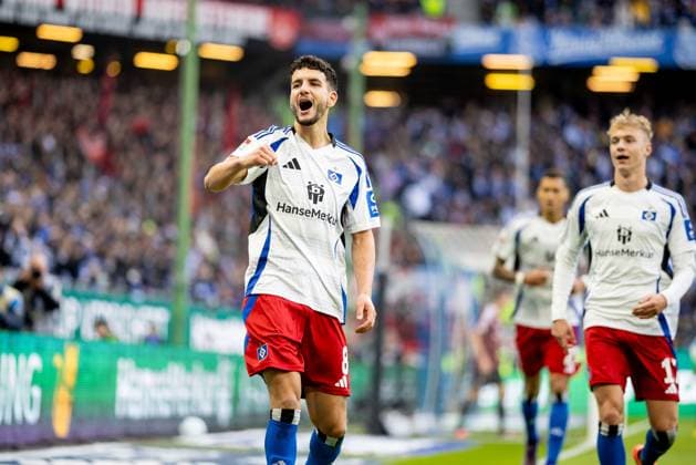 Hamburg, 3. November 2024 - Fußball, 2. Bundesliga 2024 25, Hamburger SV - 1. FC Nürnberg: Daniel Elfadli (Hamburger SV, 8) bejubelt seinen Treffer zum 1:0 DFL REGULATIONS PROHIBIT ANY USE OF PHOTOGRAPHS AS IMAGE SEQUENCES AND OR QUASI-VIDEO.