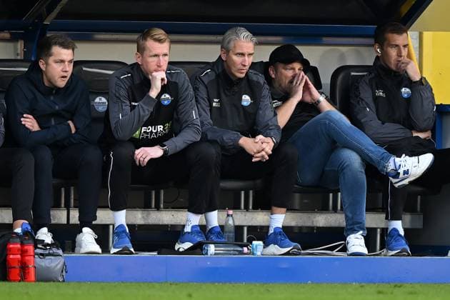 Paderborn, Home Deluxe Arena, 03.11.24, GER, Herren, 2.Bundesliga, Saison 2024-2025, SC Paderborn 07 - Eintracht Braunschweig Bild: Trainer Lukas KWASNIOK (Paderborn) Only for editorial use! DFL regulations prohibit any use of photographs as image sequences and or quasi-video. NRW Deutschland