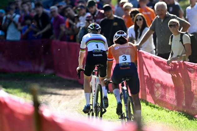2024 UEC Cyclo-Cross EC - Women Elite PONTEVEDRA, SPAIN - NOVEMBER 03 : Alvarado Ceylin Del Carmen (NED) and Van Empel Fem (NED) in action during the 2024 UEC Cyclo-Cross European Championships for Women Elite on November 03, 2024 in Pontevedra, Spain, 03 11 2024 Pontevedra Spain  Copyright: xNicoxVereeckenx