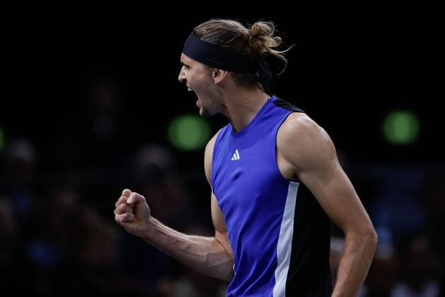 ROLEX PARIS MASTERS TENNIS 2024 Paris, 03.11.2024 Finale, Alexander Zverev (GER) - Ugo Humbert (FRA) v.l. Alexander Zverev (GER) jubelt, schreit Copyright: AntonioxBorga