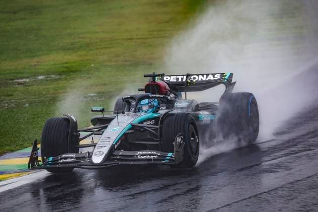 63 RUSSELL George (gbr), Mercedes AMG F1 Team W15, action during the Formula 1 Grande Premio de Sao Paulo 2024, 21th round of the 2024 Formula One World Championship, WM, Weltmeisterschaft from November 1 to 3, 2024 on the Interlagos Circuit, in Sao Paulo, Brazil - F1 - SAO PAULO GRAND PRIX 2024 DPPI Panoramic  241103_R21_BRASILE_DP_FGDN0558