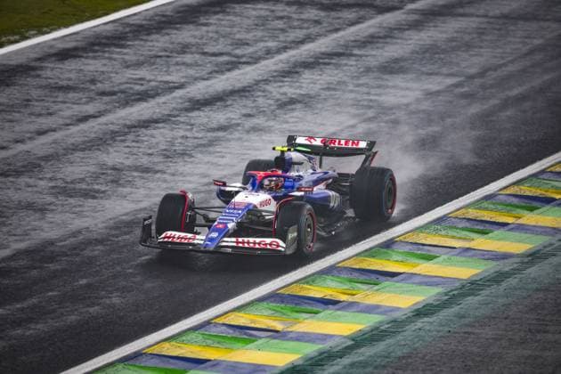 22 TSUNODA Yuki (jap), Visa Cash App RB F1 Team VCARB 01, action during the Formula 1 Grande Premio de Sao Paulo 2024, 21th round of the 2024 Formula One World Championship, WM, Weltmeisterschaft from November 1 to 3, 2024 on the Interlagos Circuit, in Sao Paulo, Brazil - F1 - SAO PAULO GRAND PRIX 2024 DPPI Panoramic  241103_R21_BRASILE_DP_XB3_3068