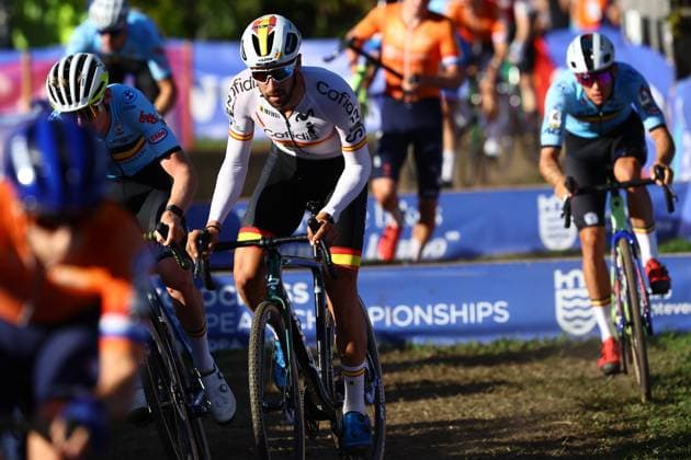 Spanish Felipe Orts Lloret pictured in action at the men Elite race at the European Championships cyclocross cycling in Pontevedra, Spain, Sunday 03 November 2024. DAVIDxPINTENS  x104444013x