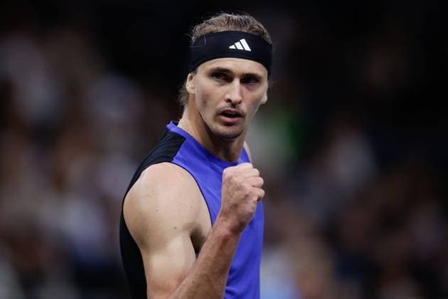 ROLEX PARIS MASTERS TENNIS 2024 Paris, 03.11.2024 Finale, Alexander Zverev (GER) - Ugo Humbert (FRA) v.l. Siegerehrung Rolex Masters 2024, Sieger Alexander Zverev (GER) Siegerfaust, jubelt Copyright: AntonioxBorga