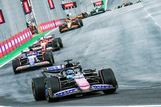 Bilder des Jahres 2024, Sport 11 November Sport Themen der Woche KW44 Gp sao paulo de formula 1 no brasil Sao paulo (sp), 11 03 2024 - race sao paulo gp f1 - alpine driver esteban ocon 31 takes second place in the sao paulo grand prix of formula 1, which takes place at the jose carlos pace racetrack in interlagos, this sunday, november 3, 2024 (Foto: Julio D Paula Thenews2 imago images) SPO  Copyright: xJulioxD Paulax