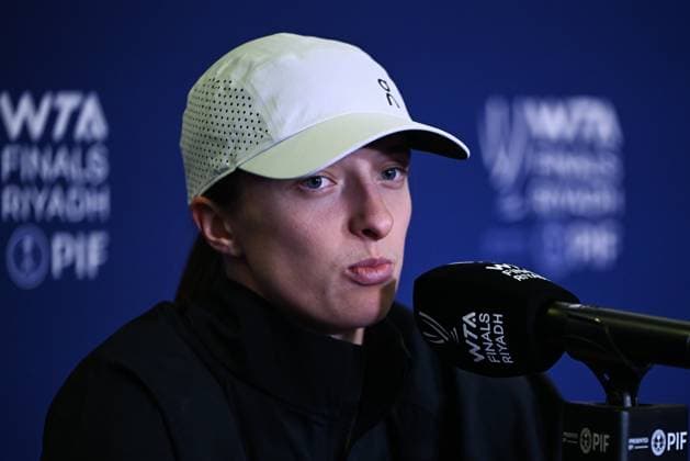 WTA, Tennis Damen Finals 2024 - Day 2 RIYADH, SAUDI ARABIA - NOVEMBER 03: Iga Swiatek of Poland speaks to the media at the post-match press conference, PK, Pressekonferenz after her first tournament victory over Barbora Krejcikova of the Czech Republic on Day 2 of the 2024 WTA Finals, part of the Hologic WTA Tour, held at King Saud University Indoor Arena on November 03, 2024, in Riyadh, Saudi Arabia. Riyadh Saudi Arabia  Copyright: xArturxWidakx originalFilename:widak-wtafinal241103_npfUe.jpg