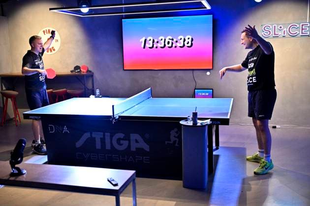 Sport Themen der Woche KW44 Crazy world record: 13.5 hour long ping pong duel. A serve and then a single Table tennis, Tischtennis rally lasting 13 hours, 37 minutes and 6 seconds. Table tennis players Fredrik Nilsson and Emil Ohlsson set a world record in Malmö, Sweden, November 3, 2024. - We almost wanted to quit after five hours, says Emil Ohlsson. MALMÖ SWEDEN x50090x *** Crazy world record 13 5 hour long ping pong duel A serve and then a single table tennis rally lasting 13 hours, 37 minutes and 6 seconds Table tennis players Fredrik Nilsson and Emil Ohlsson set a world record in Malmö, Sweden, November 3, 2024 We almost wanted to quit after five hours, says Emil Ohlsson MALMÖ SWEDEN x50090x  Copyright: xJohanxNilsson TTx TABLE TENNIS WORLD RECORD