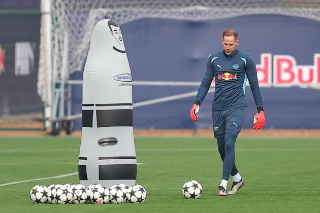 RB Leipzig Training 1. Bundesliga Leipzig, 04.11.2024, Trainingszentrum am Cottaweg, Saison 2024 2025, Fußball, Männer, 1. Bundesliga , RB Leipzig Training , Im Bild: Torwart Peter Gulacsi ,