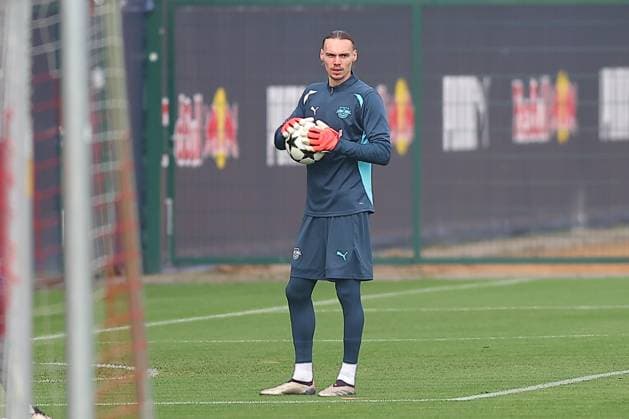 RB Leipzig Training 1. Bundesliga Leipzig, 04.11.2024, Trainingszentrum am Cottaweg, Saison 2024 2025, Fußball, Männer, 1. Bundesliga , RB Leipzig Training , Im Bild: Torwart Maarten Vandevoordt ,