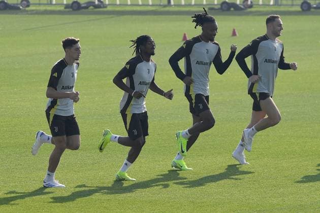 Jonas Jakob, Rouhi,Samuel Mbangula,Khephren Thuram,Teun Koopmeiners Juventus FCduring training at JTC Continassa Turin on November 04, 2024 in Turin, Italy - ph Giuliano Marchisciano during Juventus - Allenamento, UEFA Champions League football match in Torino, Italy, November 04 2024  Copyright: xGiulianoxMarchisciano IPAxSportx xx IPA_51262121 IPA_Agency_IPA51262121