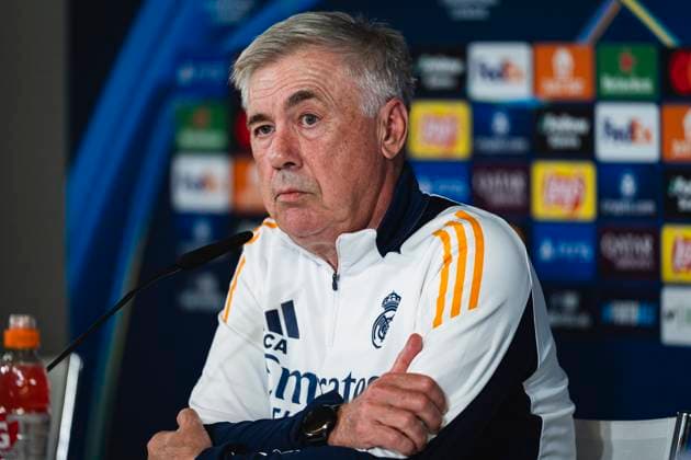 Champions League 2024 25 League Phase MD4: Real Madrid Training Session and press conference, PK, Pressekonferenz Carlo Ancelotti, head coach of Real Madrid CF, seen speaking during the UEFA Champions League 2024 25 League Phase MD4 training and press conference at Ciudad Real Madrid on November 4, 2024 in Madrid, Spain. Valdebebas Ciudad Real Madrid Madrid Spain Copyright: xAlbertoxGardinx AGardin_20241104_Football_Champions_Real_Madrid_PC_011