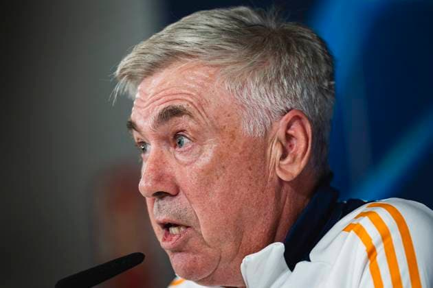 Champions League 2024 25 League Phase MD4: Real Madrid Training Session and press conference, PK, Pressekonferenz Carlo Ancelotti, head coach of Real Madrid CF, seen speaking during the UEFA Champions League 2024 25 League Phase MD4 training and press conference at Ciudad Real Madrid on November 4, 2024 in Madrid, Spain. Valdebebas Ciudad Real Madrid Madrid Spain Copyright: xAlbertoxGardinx AGardin_20241104_Football_Champions_Real_Madrid_PC_013
