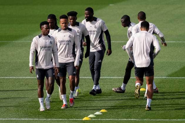 Champions League 2024 25 League Phase MD4: Real Madrid Training Session and press conference, PK, Pressekonferenz Vinicius Junior, Eduardo Camavinga, Eder Militao, Aurelien Tchouameni, Antonio Rudiger, Ferland Mendy, Kylian Mbappe, Jude Bellingham during the UEFA Champions League 2024 25 League Phase MD4 training and press conference at Ciudad Real Madrid on November 4, 2024 in Madrid, Spain. Valdebebas Ciudad Real Madrid Madrid Spain Copyright: xAlbertoxGardinx AGardin_20241104_Football_Champions_Real_Madrid_PC_048