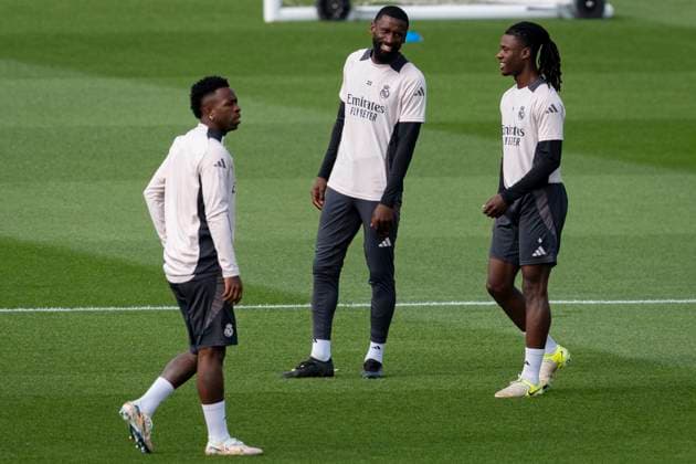 Champions League 2024 25 League Phase MD4: Real Madrid Training Session and press conference, PK, Pressekonferenz Real Madrid players (from L to R) Vinicius Junior, Antonio Rudiger and Eduardo Camavinga seen training during the UEFA Champions League 2024 25 League Phase MD4 training and press conference at Ciudad Real Madrid on November 4, 2024 in Madrid, Spain. Valdebebas Ciudad Real Madrid Madrid Spain Copyright: xAlbertoxGardinx AGardin_20241104_Football_Champions_Real_Madrid_PC_062