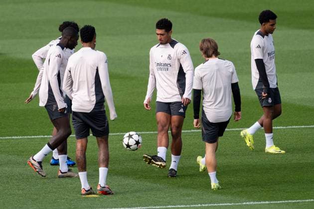 Champions League 2024 25 League Phase MD4: Real Madrid Training Session and press conference, PK, Pressekonferenz Real Madrid players (from L to R) Ferland Mendy, Eder Militao, Jude Bellingham, Luka Modric, Rodrygo Silva de Goes seen training during the UEFA Champions League 2024 25 League Phase MD4 training and press conference at Ciudad Real Madrid on November 4, 2024 in Madrid, Spain. Valdebebas Ciudad Real Madrid Madrid Spain Copyright: xAlbertoxGardinx AGardin_20241104_Football_Champions_Real_Madrid_PC_063