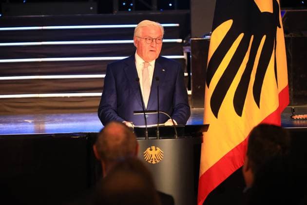 Verleihung des Silbernen Lorbeerblattes Berlin, 04.11.2024 Bundespräsident Frank-Walter Steinmeier verleiht das Silberne Lorbeerblatt Sportler die bei den Olymischen Spielen 2024 in Paris Medallien gewonnen haben. Berlin Germany Copyright: xMatthiasxGränzdörferx