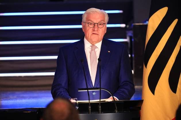 Verleihung des Silbernen Lorbeerblattes Berlin, 04.11.2024 Bundespräsident Frank-Walter Steinmeier verleiht das Silberne Lorbeerblatt Sportler die bei den Olymischen Spielen 2024 in Paris Medallien gewonnen haben. Berlin Germany Copyright: xMatthiasxGränzdörferx