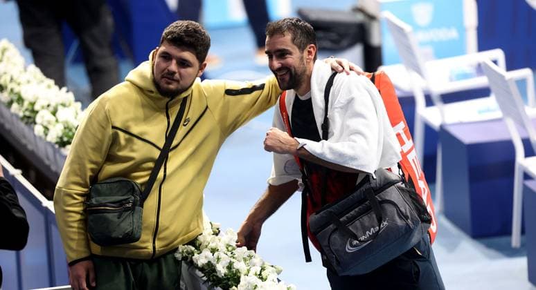 04.11.2024 Beograd(Srbija) Belgrade Open ATP, Tennis Herren Series tenis muskarci singlovi-pojedinacno men s singles Marin Cilic(D) Hrvatska radost sa navijacem :