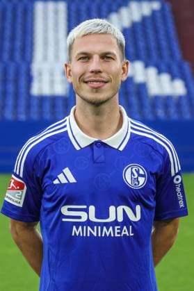 04.11.2024, Fussball, Saison 2024 2025, 2. Bundesliga, Porträttermin FC Schalke 04, Lino Tempelmann (FC Schalke 04) Gelsenkirchen Veltins Arena NRW Deutschland xRHR-FOTOx Copyright: RHR-FOTOx RHR-FOTO