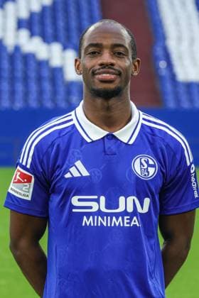 04.11.2024, Fussball, Saison 2024 2025, 2. Bundesliga, Porträttermin FC Schalke 04, Christopher Antwi-Adjei (FC Schalke 04) Gelsenkirchen Veltins Arena NRW Deutschland xRHR-FOTOx Copyright: RHR-FOTOx RHR-FOTO