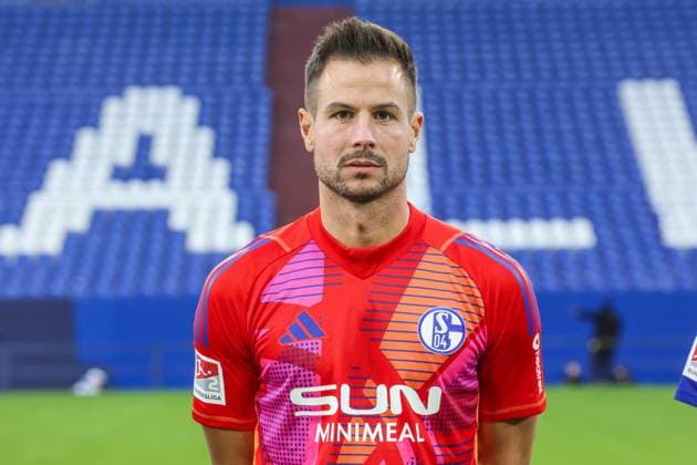 04.11.2024, Fussball, Saison 2024 2025, 2. Bundesliga, Porträttermin FC Schalke 04, Michael Langer (FC Schalke 04) Gelsenkirchen Veltins Arena NRW Deutschland xRHR-FOTOx Copyright: RHR-FOTOx RHR-FOTO