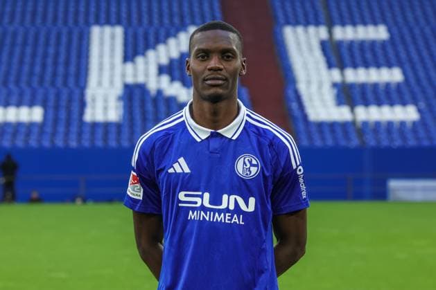 04.11.2024, Fussball, Saison 2024 2025, 2. Bundesliga, Porträttermin FC Schalke 04, Steve Noode (FC Schalke 04) Gelsenkirchen Veltins Arena NRW Deutschland xRHR-FOTOx Copyright: RHR-FOTOx RHR-FOTO
