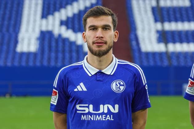 04.11.2024, Fussball, Saison 2024 2025, 2. Bundesliga, Porträttermin FC Schalke 04, Mehmet Can Aydin (FC Schalke 04) Gelsenkirchen Veltins Arena NRW Deutschland xRHR-FOTOx Copyright: RHR-FOTOx RHR-FOTO