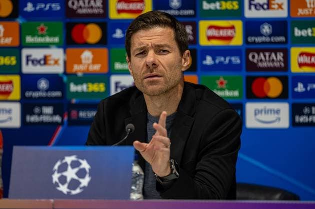 Football - UEFA Champions League - League Phase - Liverpool FC v Bayer 04 Leverkusen - MD-1 LIVERPOOL, ENGLAND - Monday, November 4, 2024: Bayer Leverkusen s head coach Xabi Alonso during a press conference, PK, Pressekonferenz at Anfield ahead of the UEFA Champions League game between Liverpool FC and Bayer 04 Leverkusen. (Photo by David Rawcliffe Propaganda) LIVERPOOL Anfield MERSEYSIDE ENGLAND  Copyright: xDavidxRawcliffex P2024-11-04-Liverpool_Leverkusen_MD-1-62