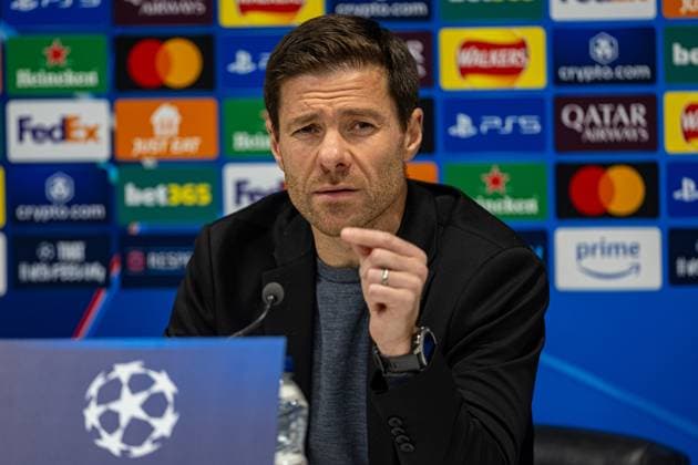 Football - UEFA Champions League - League Phase - Liverpool FC v Bayer 04 Leverkusen - MD-1 LIVERPOOL, ENGLAND - Monday, November 4, 2024: Bayer Leverkusen s head coach Xabi Alonso during a press conference, PK, Pressekonferenz at Anfield ahead of the UEFA Champions League game between Liverpool FC and Bayer 04 Leverkusen. (Photo by David Rawcliffe Propaganda) LIVERPOOL Anfield MERSEYSIDE ENGLAND  Copyright: xDavidxRawcliffex P2024-11-04-Liverpool_Leverkusen_MD-1-63