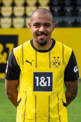 Borussia Dortmund; 1. BL, Porträttermin 2024 2025 Donyell Malen; Borussia Dortmund; 1. BL, Porträttermin 2024 2025 Foto: Borussia Dortmund Hendrik Deckers via Revierfoto Borussia Dortmund; 1. BL, Porträttermin 2024 2025