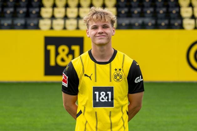 Borussia Dortmund; 1. BL, Porträttermin 2024 2025 Cole Campbell; Borussia Dortmund; 1. BL, Porträttermin 2024 2025 Foto: Borussia Dortmund Hendrik Deckers via Revierfoto Borussia Dortmund; 1. BL, Porträttermin 2024 2025