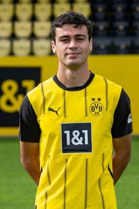 Borussia Dortmund; 1. BL, Porträttermin 2024 2025 Giovanni Reyna; Borussia Dortmund; 1. BL, Porträttermin 2024 2025 Foto: Borussia Dortmund Hendrik Deckers via Revierfoto Borussia Dortmund; 1. BL, Porträttermin 2024 2025