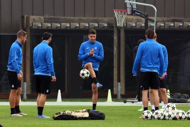 November 5, 2024, Zingonia, Italia: Atalanta™s players during a training session on the eve of the UEFA Europa Champions League soccer match between Stuttgart and Atalanta BC at Bortolotti Training Center in Zingonia, Italy, 5 November 2024. .ANSA MICHELE MARAVIGLIA Soccer: Champions League: Stuttgart-Atalanta  - ZUMAa110 20241105_zaf_a110_006 Copyright: xMichelexMaravigliax