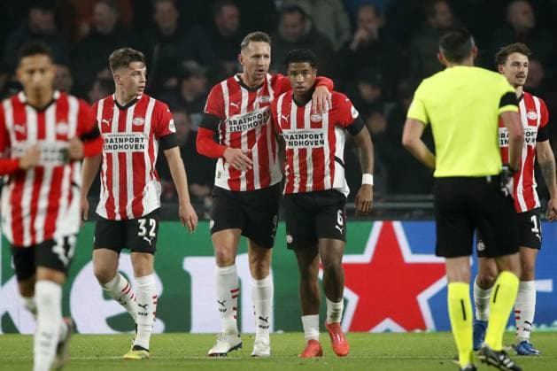 EINDHOVEN - (l-r) Matteo Dams of PSV Eindhoven, Luuk de Jong of PSV Eindhoven, Ryan Flamingo of PSV Eindhoven celebrate the 1-0 during the UEFA Champions league match between PSV Eindhoven and Girona FC at Phillips stadium on Nov. 5, 2024 in Eindhoven, Netherlands. ANP Hollandse Hoogte BART STOUTJESDIJK UEFA Champions League 2024 25 League Phase MD4 2024 25 xVIxANPxSportx xBartxStoutjesdijkxIVx 512759349 originalFilename: 512759349.jpg