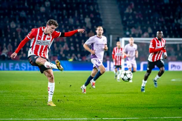 PSV Eindhoven midfielder Guus Til, during the match PSV - Girona at the Philips stadium for the UEFA Champions League - League phase - Matchday 4 season 2024-2025 in EINDHOVEN, Netherlands on 5 november 2024, (photo by Marcel van Dorst EYE4images DeFodi Images) not used in POL SRB CRO FRA GBR NED ITA USA Defodi-746_198082