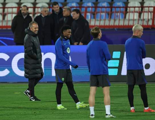 Crvena Zvezda vs Barcelona, UEFA Champions League head coach Hansi Flick (L) and Ansu Fati (R) of FC Barcelona, Barca during the training session of FC Barcelona ahead the match against FK Crvena Zvezda in UEFA Champions League, 5. November 2024. (credit image & photo: Pedja Milosavljevic STARSPORT) Belgrade Serbia Copyright: xPedjaxMilosavljevic STARSPORTx x