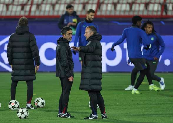 Crvena Zvezda vs Barcelona, UEFA Champions League head coach Hansi Flick (C) of FC Barcelona, Barca during the training session of FC Barcelona ahead the match against FK Crvena Zvezda in UEFA Champions League, 5. November 2024. (credit image & photo: Pedja Milosavljevic STARSPORT) Belgrade Serbia Copyright: xPedjaxMilosavljevic STARSPORTx x