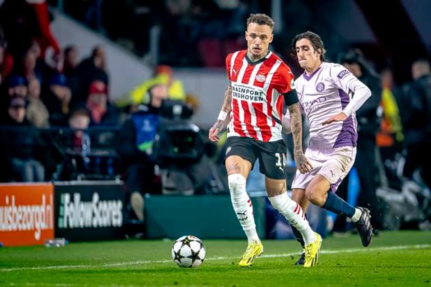 PSV Eindhoven forwarder Noa Lang, Girona FC forwarder Bryan Gil, during the match PSV - Girona at the Philips stadium for the UEFA Champions League - League phase - Matchday 4 season 2024-2025 in EINDHOVEN, Netherlands on 5 november 2024, (photo by Marcel van Dorst EYE4images DeFodi Images) not used in POL SRB CRO FRA GBR NED ITA USA Defodi-746_198117