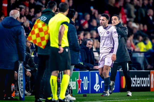 Girona FC defender Arnau Martinez gets a red card and leaves the pitch, during the match PSV - Girona at the Philips stadium for the UEFA Champions League - League phase - Matchday 4 season 2024-2025 in EINDHOVEN, Netherlands on 5 november 2024, (photo by Marcel van Dorst EYE4images DeFodi Images) not used in POL SRB CRO FRA GBR NED ITA USA Defodi-746_198125