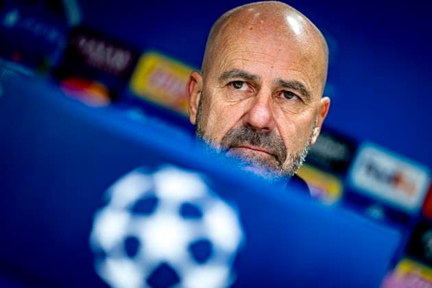 PSV Eindhoven trainer Peter Bosz during te press conference, PK, Pressekonferenz after the match , during the match PSV - Girona at the Philips stadium for the UEFA Champions League - League phase - Matchday 4 season 2024-2025 in EINDHOVEN, Netherlands on 5 november 2024, (photo by Marcel van Dorst EYE4images DeFodi Images) not used in POL SRB CRO FRA GBR NED ITA USA Defodi-746_198182