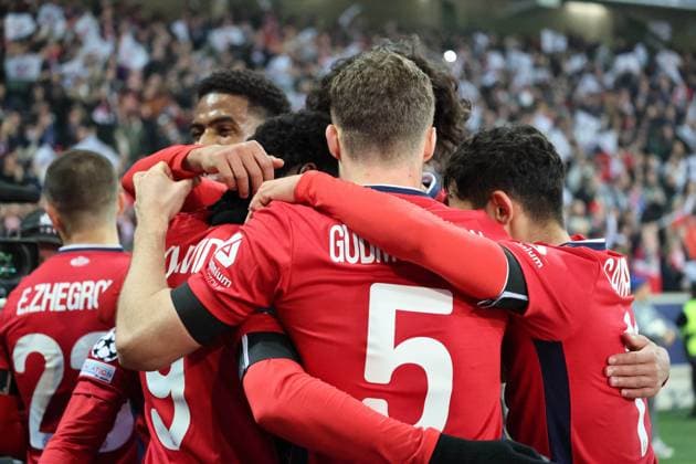 Joie des joueurs du LOSC après le but de Jonathan DAVID (LOSC Lille) lors du match LOSC Lille vs Juventus FC, Ligue des Champions, Decathlon Arena stade Pierre Mauroy Villeneuve d Ascq, le 5 novembre 2024 - photo Laurent Sanson Panoramic FOOTBALL : LOSC Lille vs Juventus FC - Ligue des Champions - 05 11 2024 LaurentSanson Panoramic 