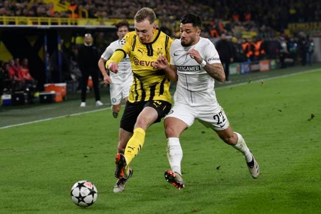 v. li. im Zweikampf Maximilian Beier (Dortmund 14) Jusuf Gazibegovic (Graz 22) 05.11.2024 Fussball, Champions League, Borussia Dortmund vs Sturm Graz, Signal Iduna Park, Dortmund, NRW Germany