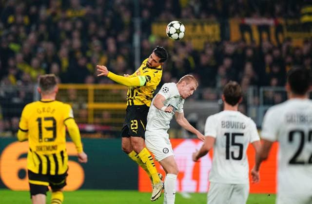 November 05 2024: Emre Can of Borussia Dortmund heads during a Champions League Round 4 game, BvB Dortmund v SK Sturm Graz at Signal Luna Park, Dortmund, Germany. CSM Dortmund Germany - ZUMAc04_ 20241105_zma_c04_026 Copyright: xUlrikxPedersenx