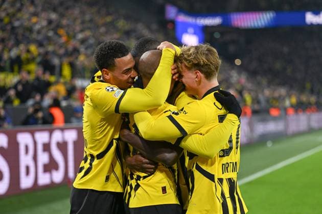 05.11.2024, Fussball, Champions League, 4. Spieltag, Saison 2024 2025, Borussia Dortmund - Sturm Graz, Donyell Malen (Borussia Dortmund) freut sich über das Tor zum 1:0 mit der Mannschaft. xRHR-FOTO TKx Copyright: RHR-FOTOx RHR-FOTO TK