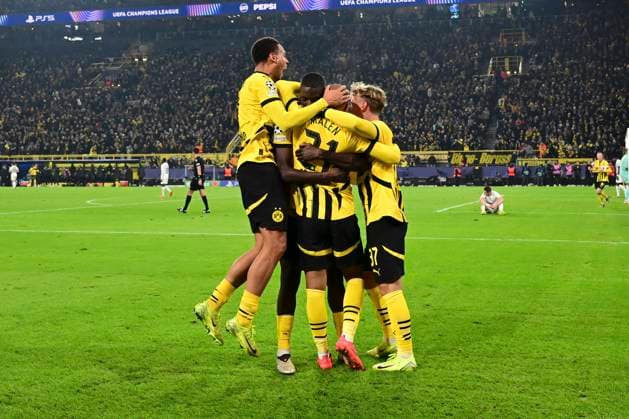 Sport Bilder des Tages Torjubel zum 1:0 durch Donyell Malen 21 (Borussia Dortmund), Borussia Dortmund vs. SK Sturm Graz, Fussball, Champions League, 1 4. Spieltag, 05.11.2024 Dortmund Nordrhein-Westfalen Deutschland