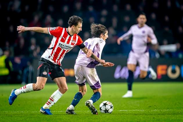 PSV Eindhoven defender Olivier Boscagli, Girona FC forwarder Bryan Gil, during the match PSV - Girona at the Philips stadium for the UEFA Champions League - League phase - Matchday 4 season 2024-2025 in EINDHOVEN, Netherlands on 5 november 2024, (photo by Marcel van Dorst EYE4images DeFodi Images) not used in POL SRB CRO FRA GBR NED ITA USA Defodi-746_198222
